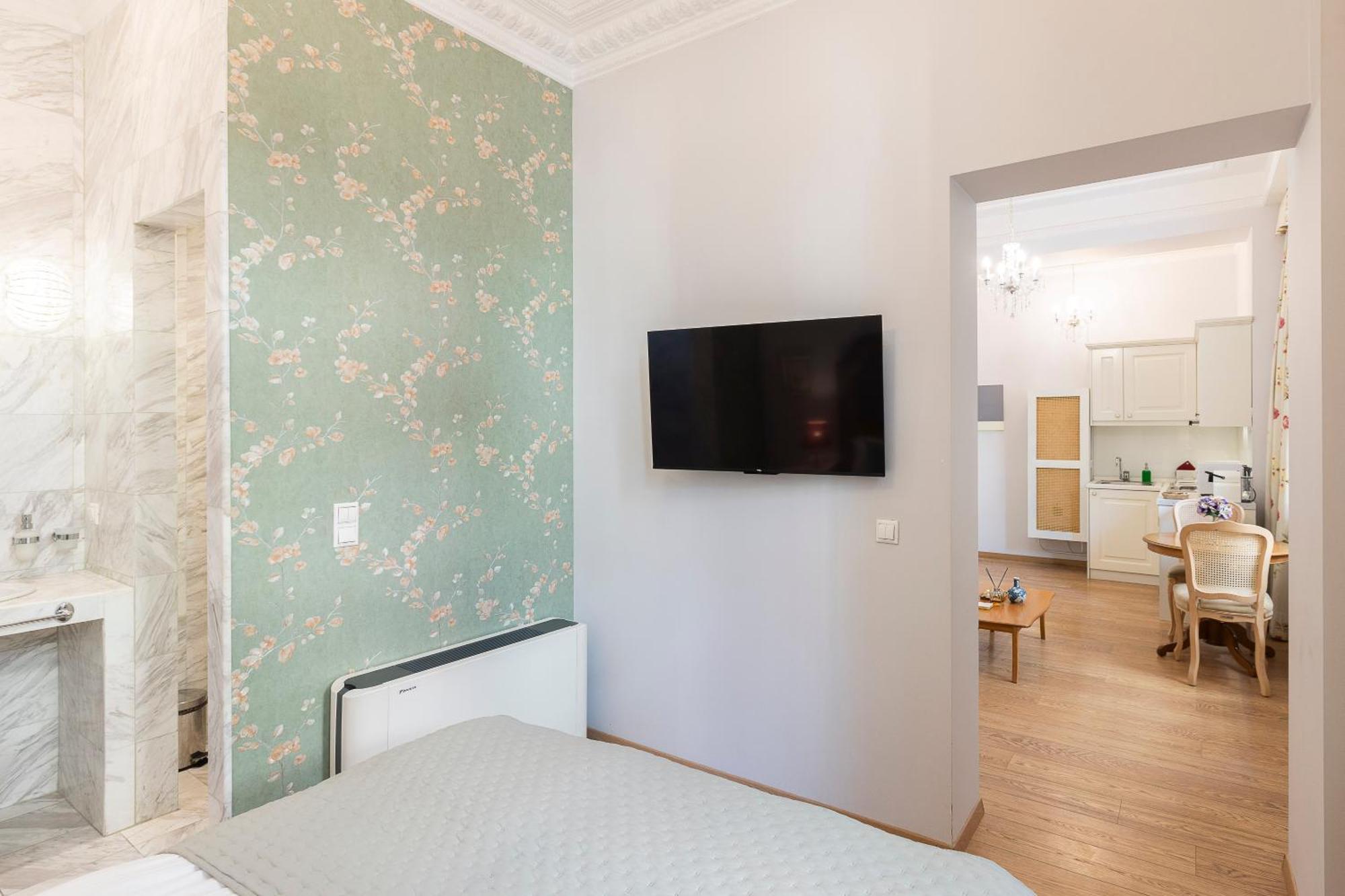 Gatto Perso Luxury Thessaloniki